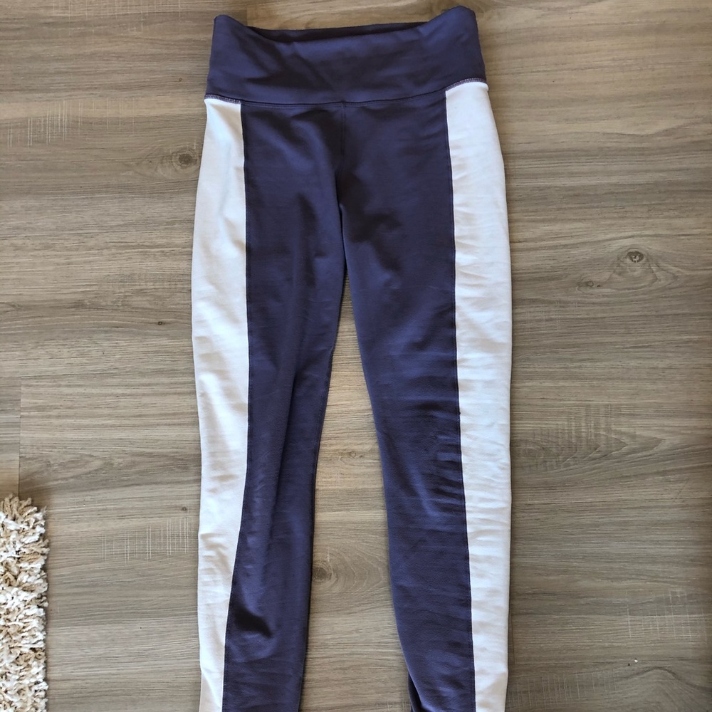 Purple leggins